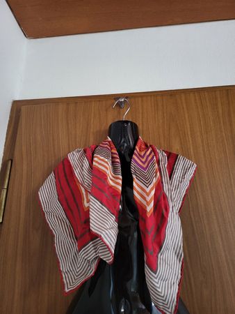 Foulard vintage Mayerline, 100% soie, motif géométrique