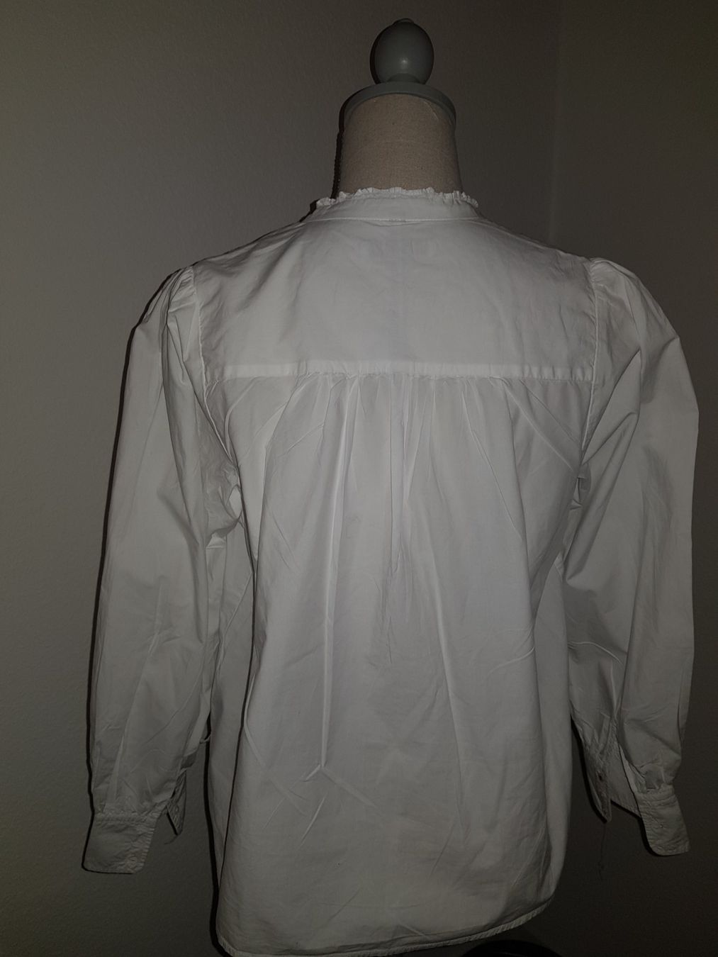 Tommy Hilfiger Lotti di vestiti: Ted Baker,TOMMY HILFIGER,  Bekl.Paket – Usato da Wetzikon ZH venduto da med_2y76 3
