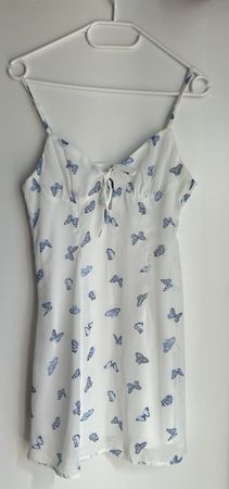 Sommerkleid weiss mit Schmetterlingen