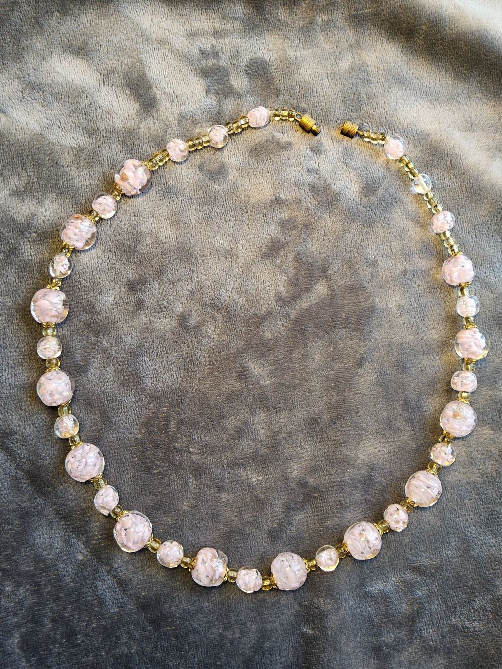 Murano Catenine: Vintage Rosa Murano Glas Halskette Collier – Usato da Zürich venduto da Aleick