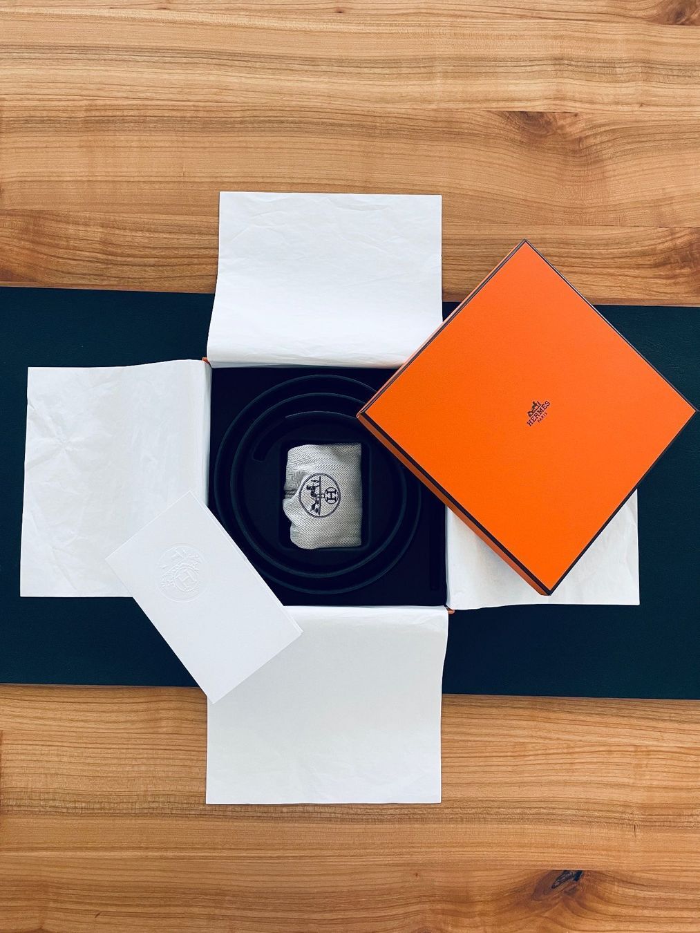 Hermès Cinture: Hermès Wendegürtel (Herren) – Nuovo (secondo la descrizione) da Bern venduto da miguel.llopez 6