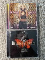 2x Britney Spears