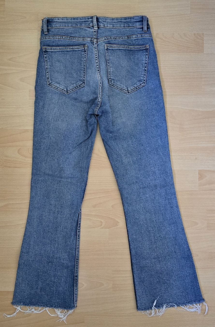 Zara Jeans: Bootcutjeans Zara Gr.38 – Usato da Oberbipp venduto da Meaw13 1