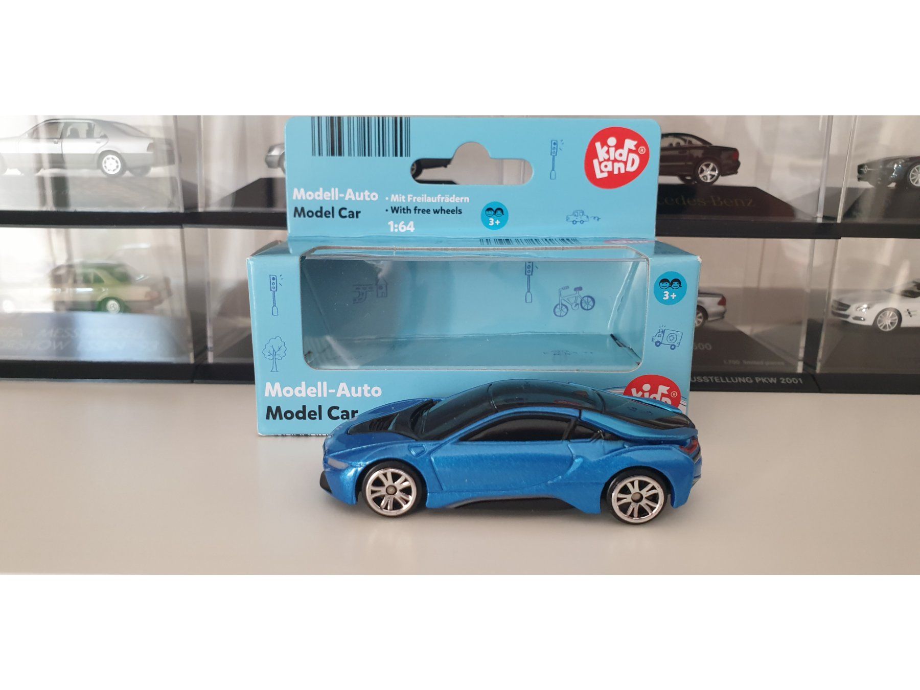 BMW Modellautos: BMW i8 - Modell 1:64 (wie Matchbox) – Neu (gemäss Beschreibung) aus Viganello von CARLiteratur 3