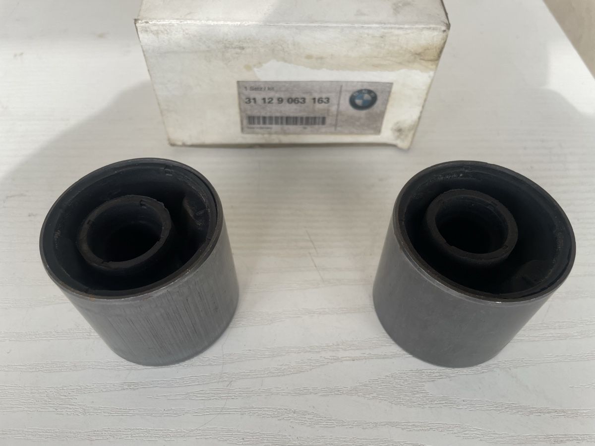 BMW Tutti pezzi di ricambio auto: BMW 3 E46 5 E34 | 2x Silentbloc bras triangle suspension – Nuovo e nell'imballaggio originale da Denges venduto da Ricautomotive 1
