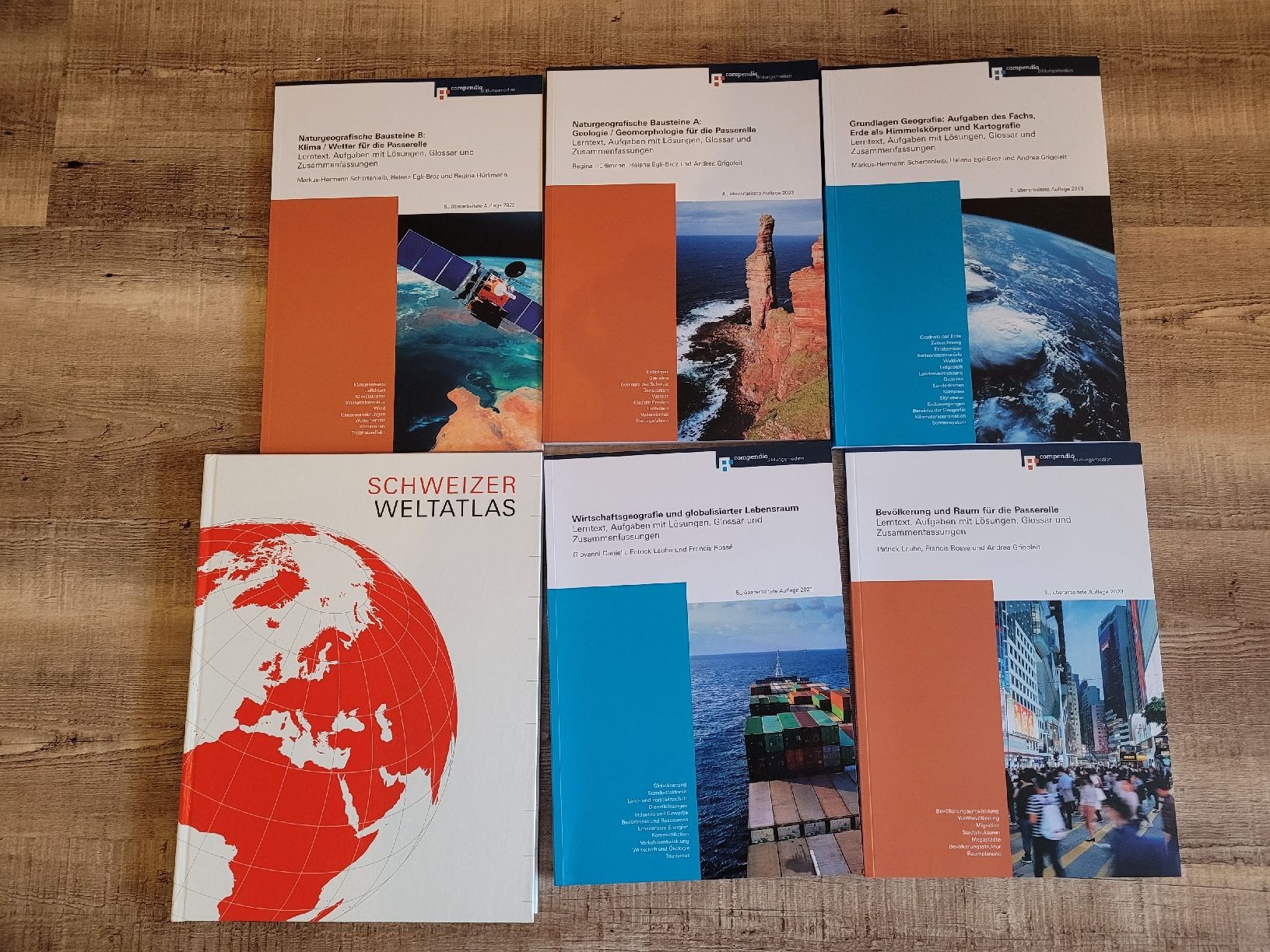 Livres: Geografie Bücher PH Vorkurs – D'occasion à Reitnau par sam_np7q