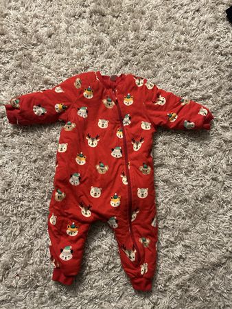 Baby-Schlafanzug mit Tiermotiven, Alter: 6-12 Monate