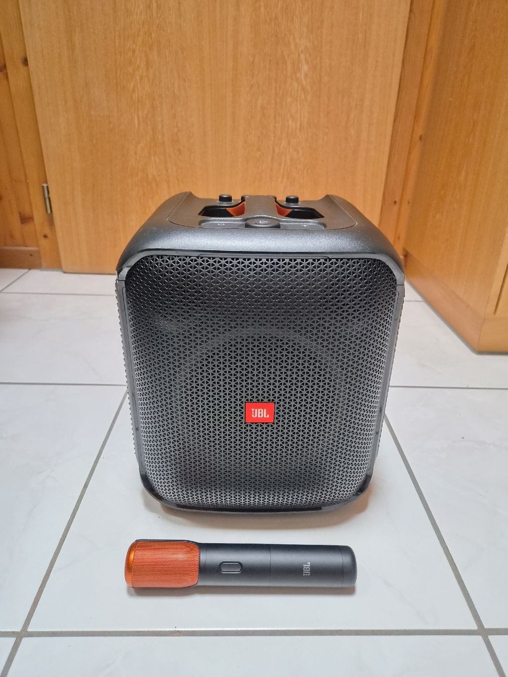 JBL Casse acustiche: JBL PartyBox Encore + Mikrofon – Usato da Spiez venduto da Pady777