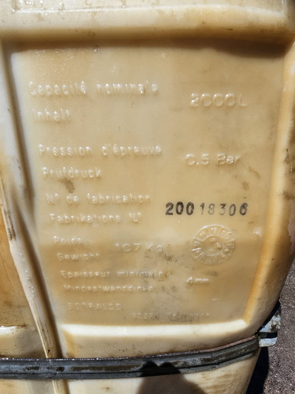 Accessori per altri veicoli: 2000L Dieseltank – Usato da Baldegg venduto da Daniel_St. 3