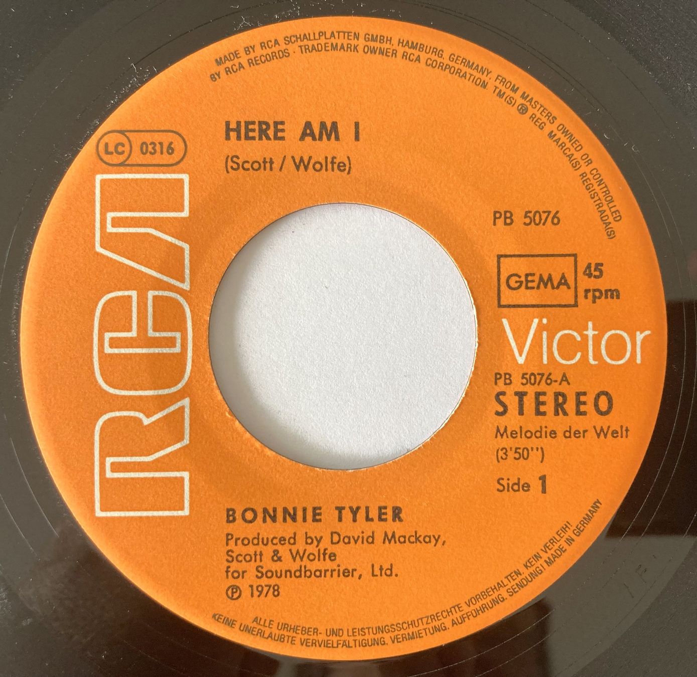 Vinyles: BONNIE TYLER - HERE AM I – D'occasion à Bottens par hotter-than-hell 2