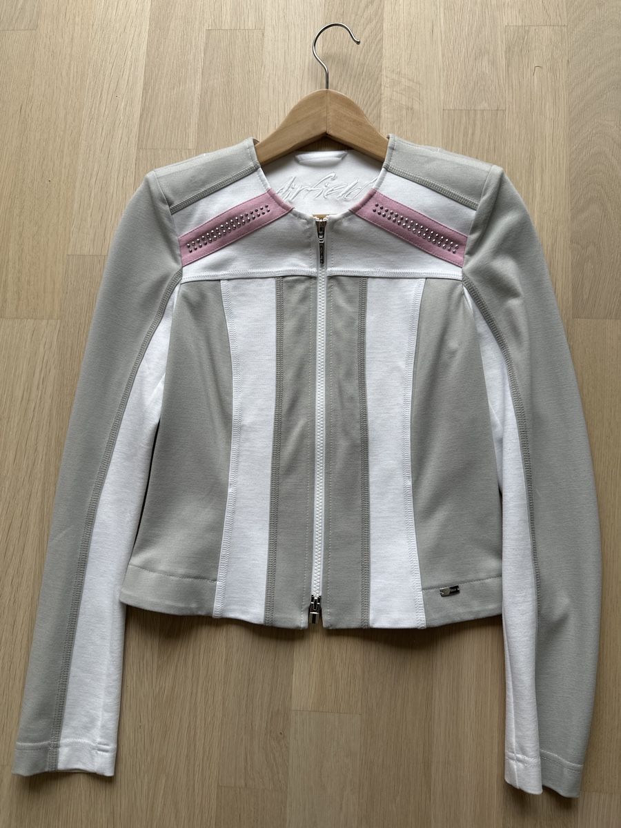 Airfield Jacken: AIRFIELD Jacke, NEU, Gr. 36, hellgrau/weiss/rosa – Neu und originalverpackt aus Dübendorf von Bella1177