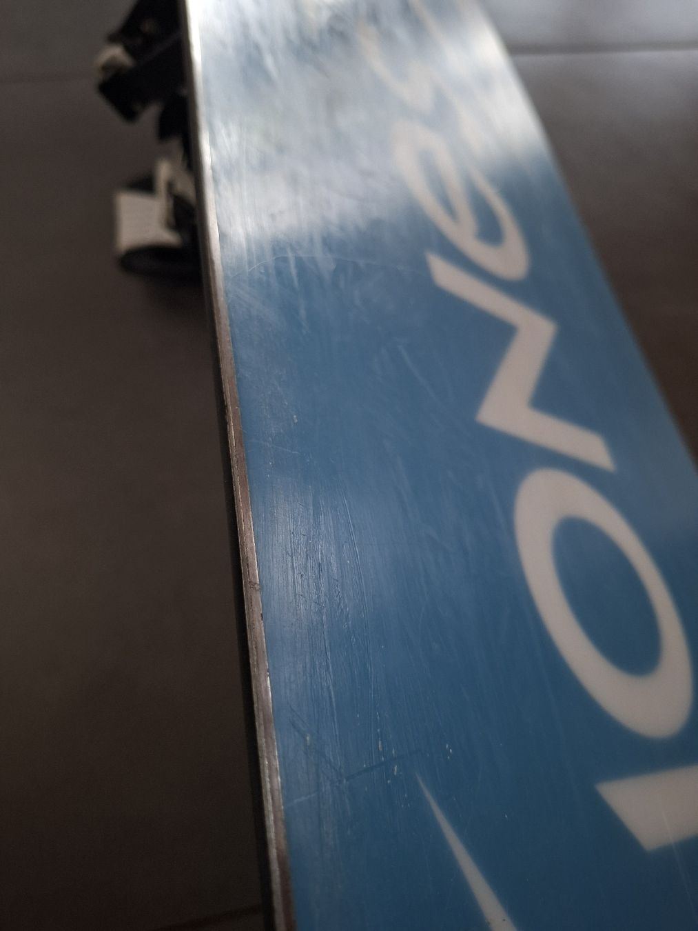 Jones Board: snowboard Jones prodigy – Usato da Savièse venduto da max_5kwm 5