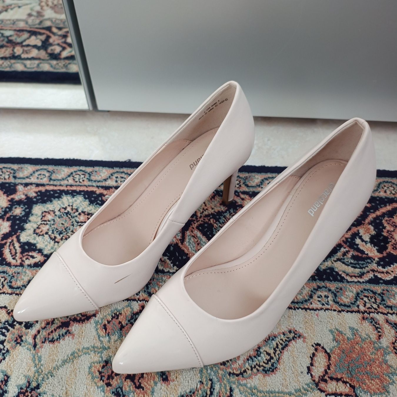 Graceland Scarpe da donna: Beige Graceland Pumps, Gr. 39 – Usato da Emmetten venduto da Hornberger 2