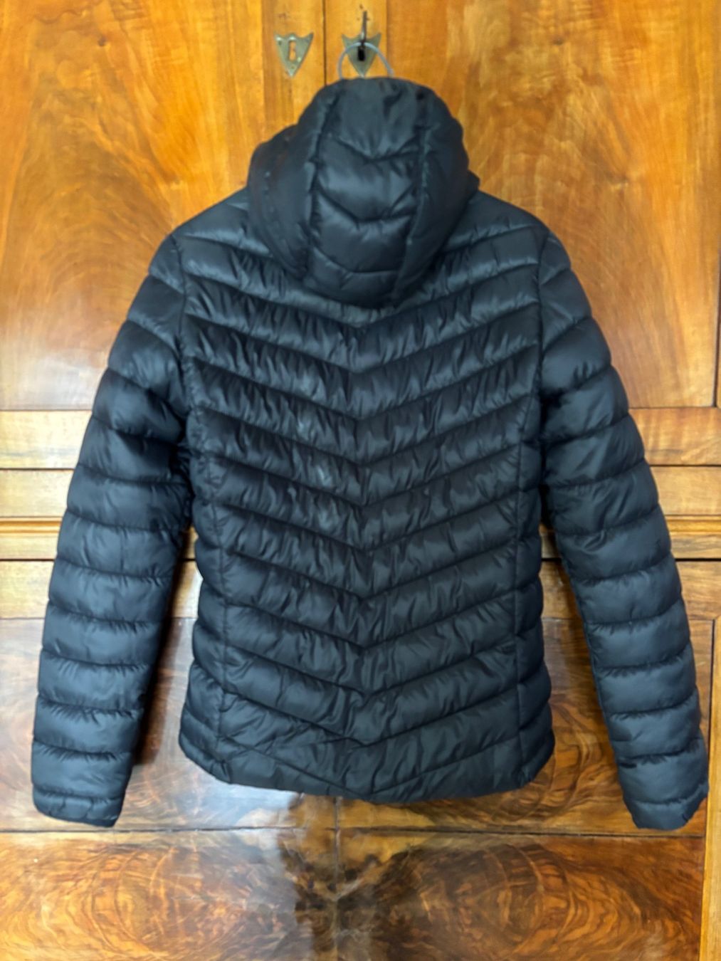 C&A Giacche & Cappotti: Doudoune noir pour enfant, taille 170 – Usato da Grand-Lancy venduto da hip_2rbd 1
