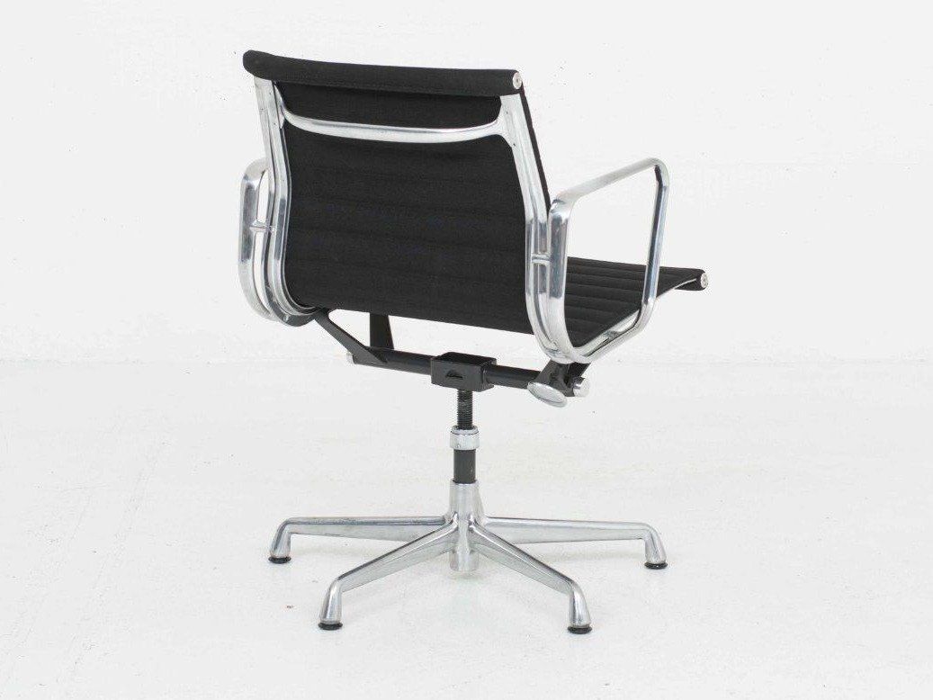 Herman Miller Chaises: Herman Miller Eames EA 117 Bürostuhl, Schwarz, Aluminium pol – D'occasion à Zürich par STUZH38 3