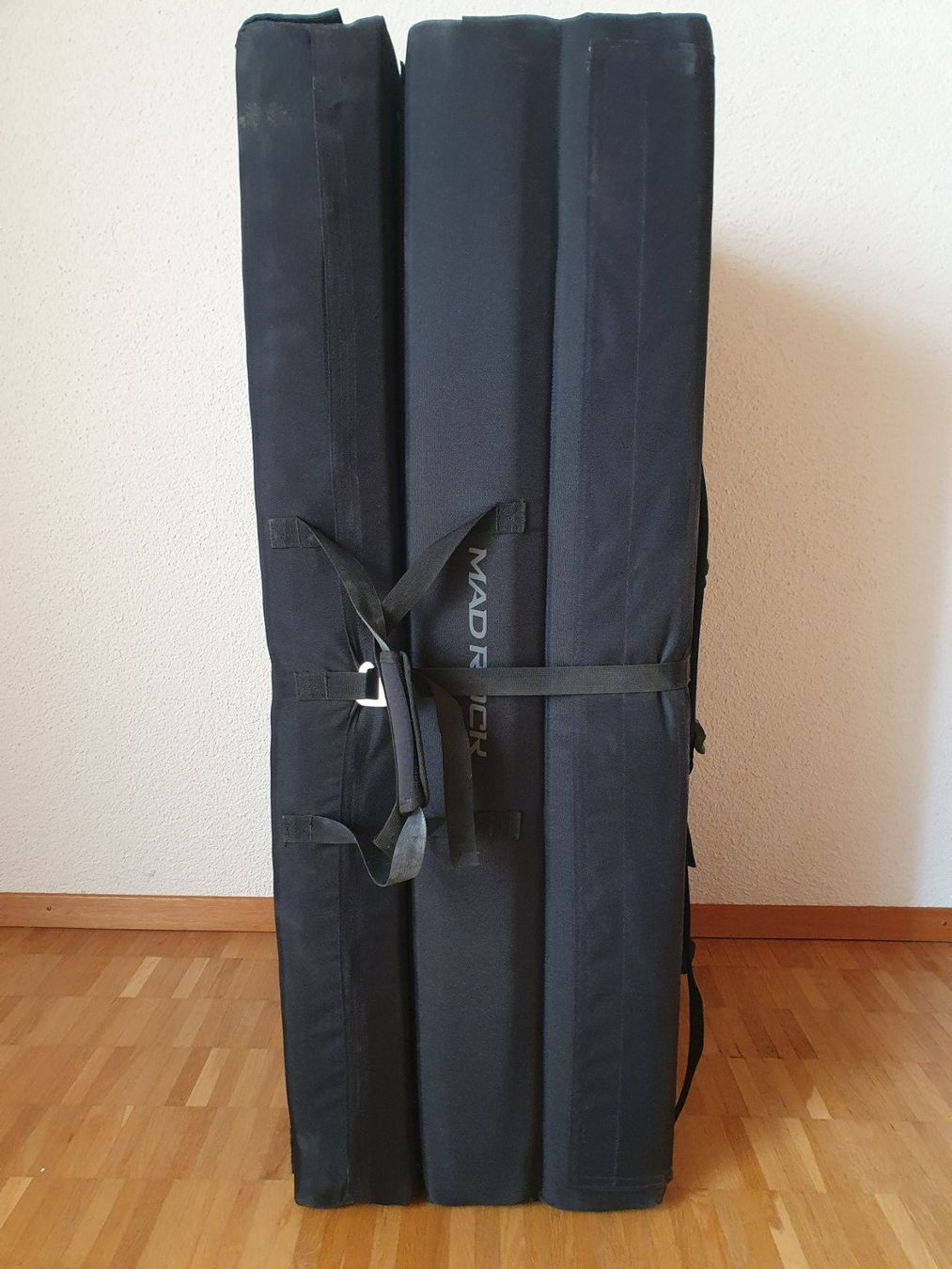 Tappetini fitness: Mad Rock Bouldermatte Crashpad Triplepad neuwertig – Usato da Stein am Rhein venduto da fusselmaus 3