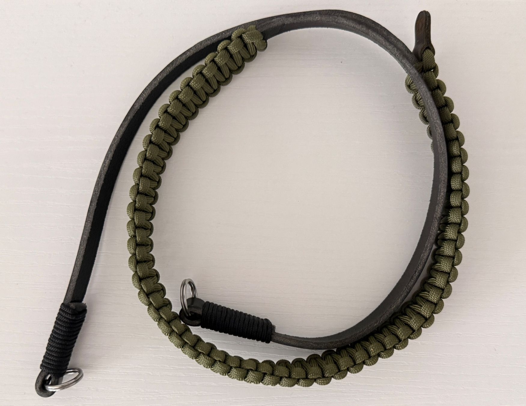 Leica Sonstiges Zubehör: Leica Cooph paracord strap olive 100cm – Gebraucht aus Neuchâtel von Helljibz