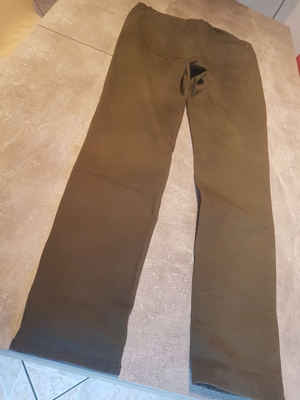 Hosen: Pantalon slim vert olive taille 40 marque Kiabi – Gebraucht aus Villiers von san_jn5w 6