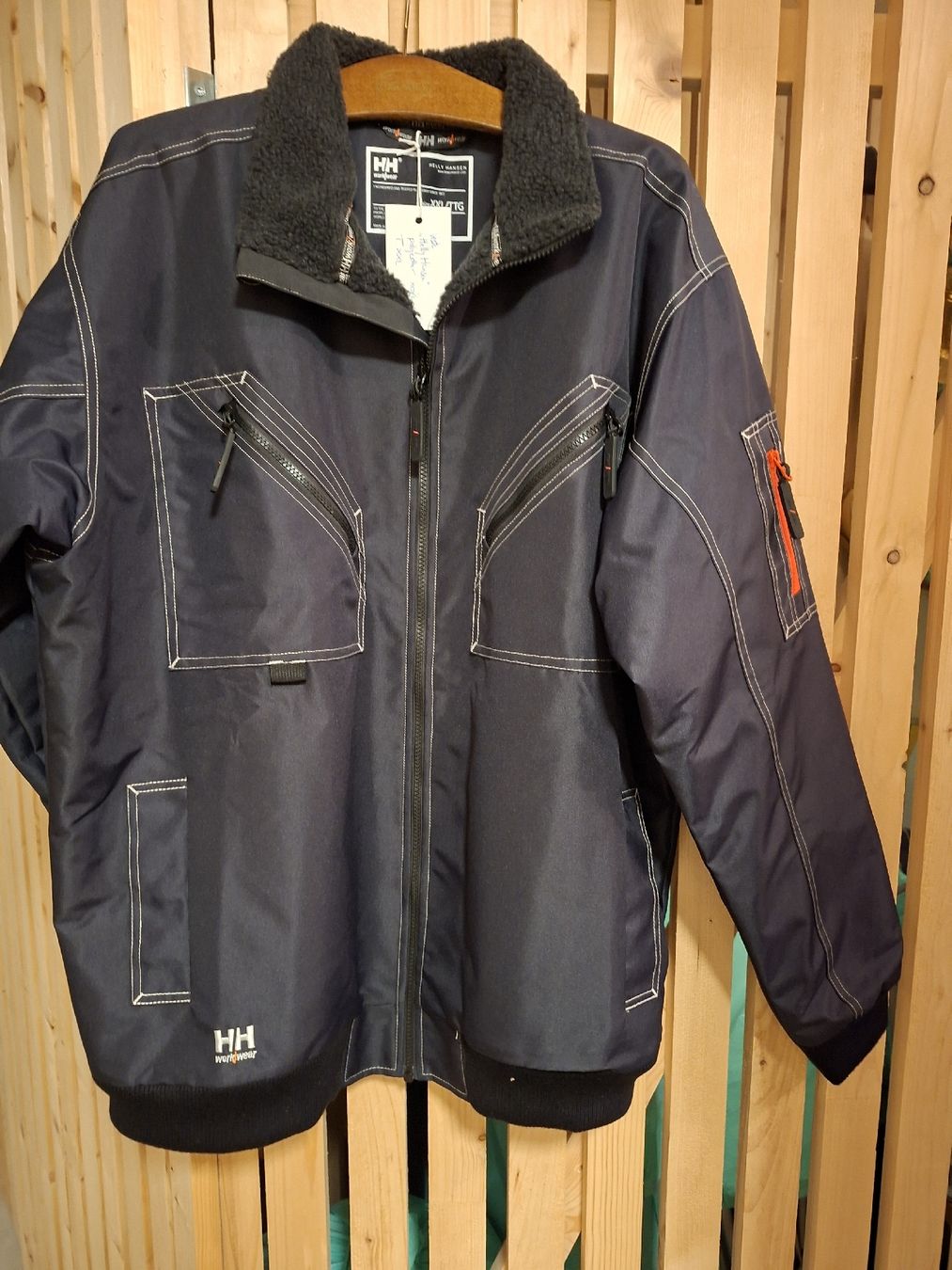 Helly Hansen Jacken: veste Helly Hansen - neuve – Neu (gemäss Beschreibung) aus Villaz-St-Pierre von mireille63
