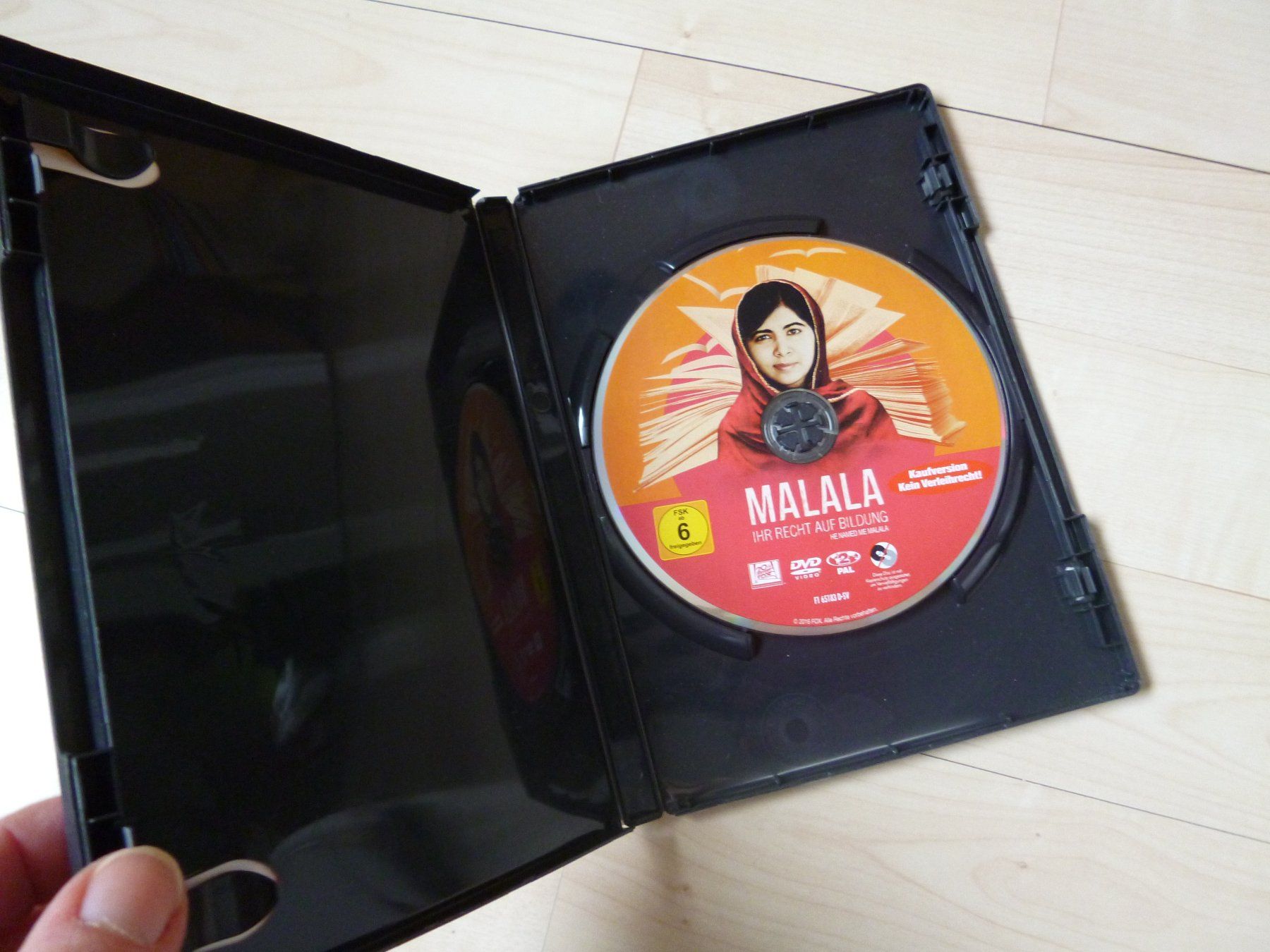 Tutti i DVDs: DVD  MALALA  Ihr Recht auf Bildung – Usato da Dättlikon venduto da Mamakuga 2