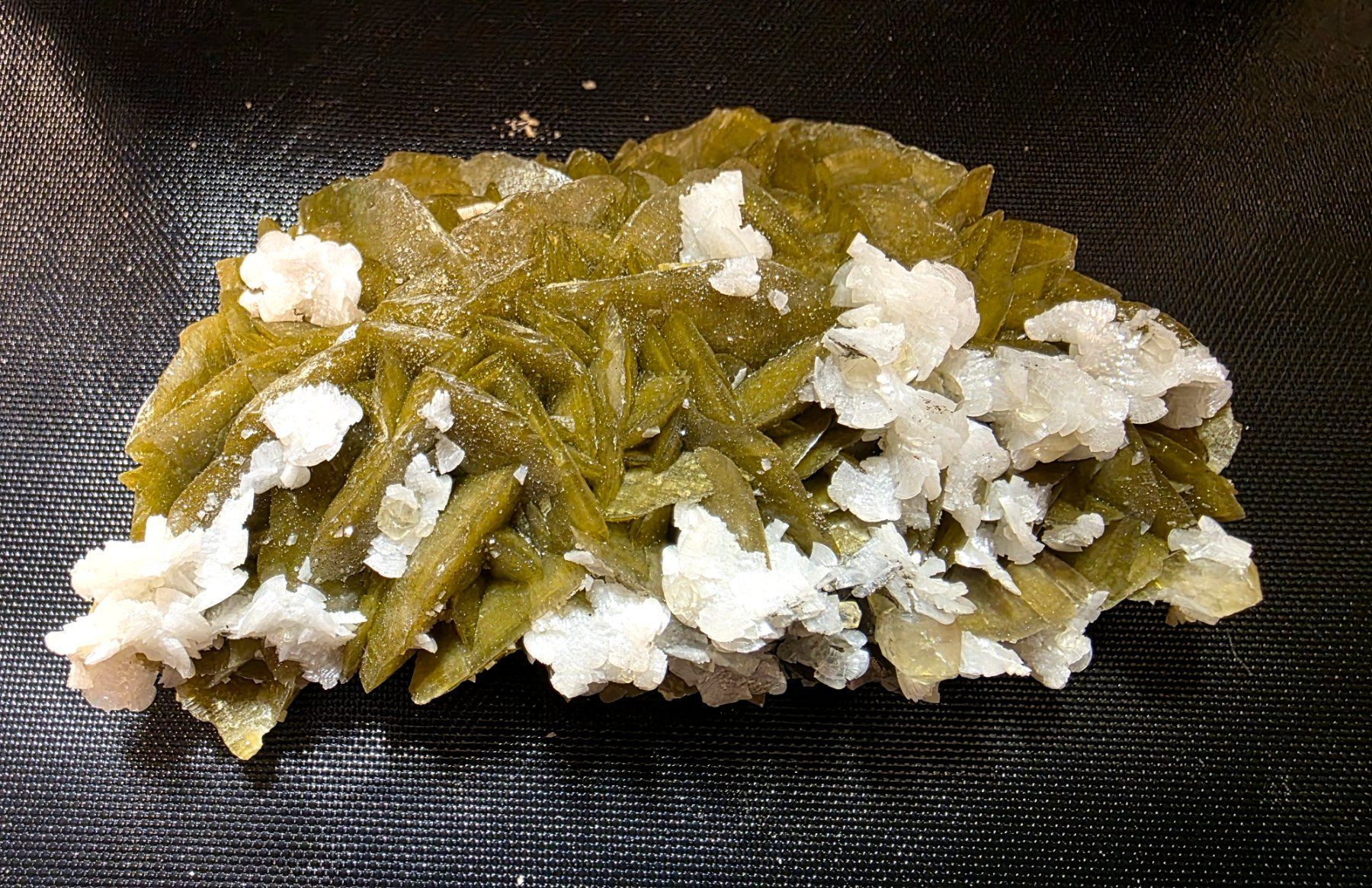 Minerali & Pietre curative: Siderit mit Dolomit Rohstück 291g – Nuovo (secondo la descrizione) da Matzingen venduto da Shay_Crystalz