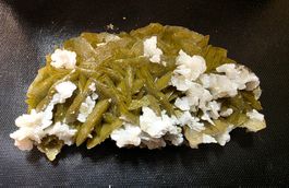 Siderit mit Dolomit Rohstück 291g