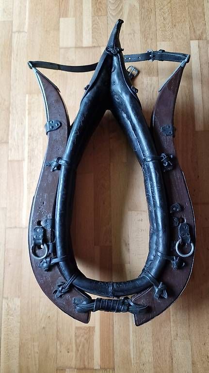 Tutte le decorazioni: Pferde-Kummet – Usato da Blumenstein venduto da Hofnarr777