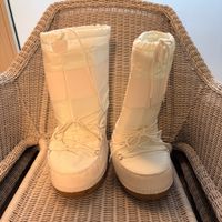 Winterstiefel Weiss Grösse wird bekannt gegeben
