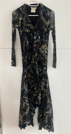 Festliches Kleid von FUZZI, Grösse S, Top Zustand!
