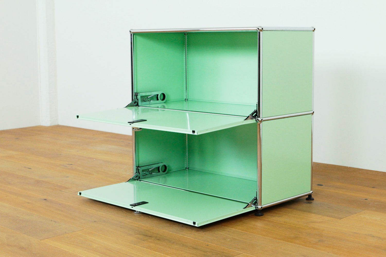 USM Scaffali: USM Haller Regal // UPCYCLED // NEUE FARBEN – Nuovo (secondo la descrizione) da Affoltern am Albis venduto da StudioStandard 2