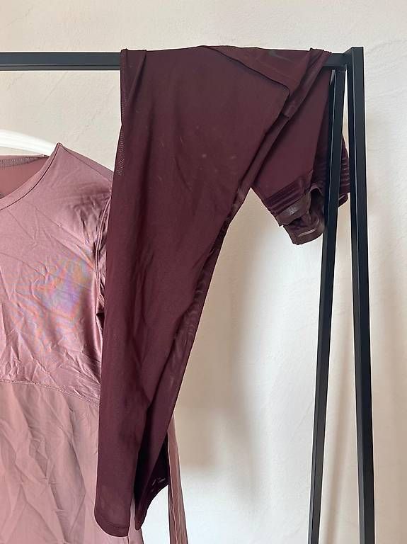Pantalons: Nike Hose – Neuf avec emballage d'origine à Jona par Joshua_Pat