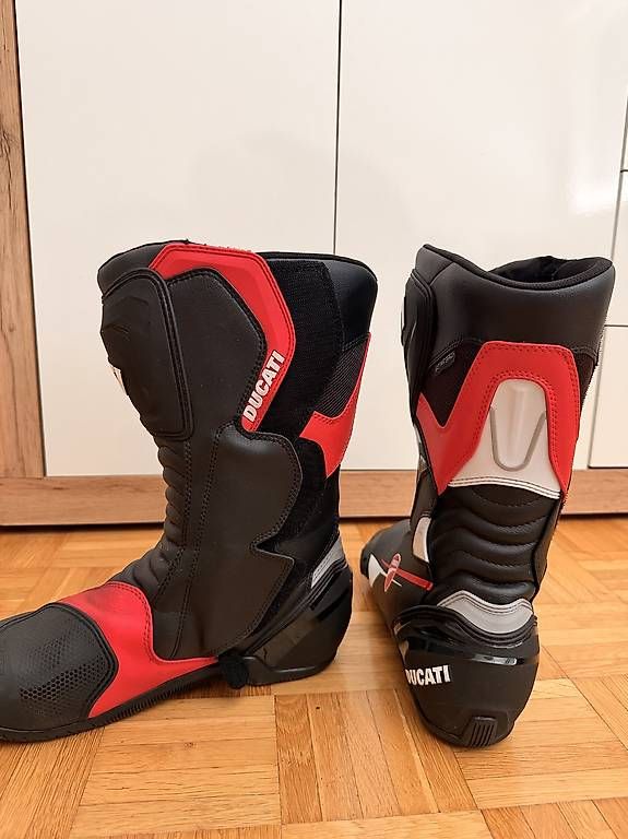 Scarpe da uomo: Ducati Alpinestars Motorradstiefel Gr. 45 – Usato da Kriens venduto da R98K 2