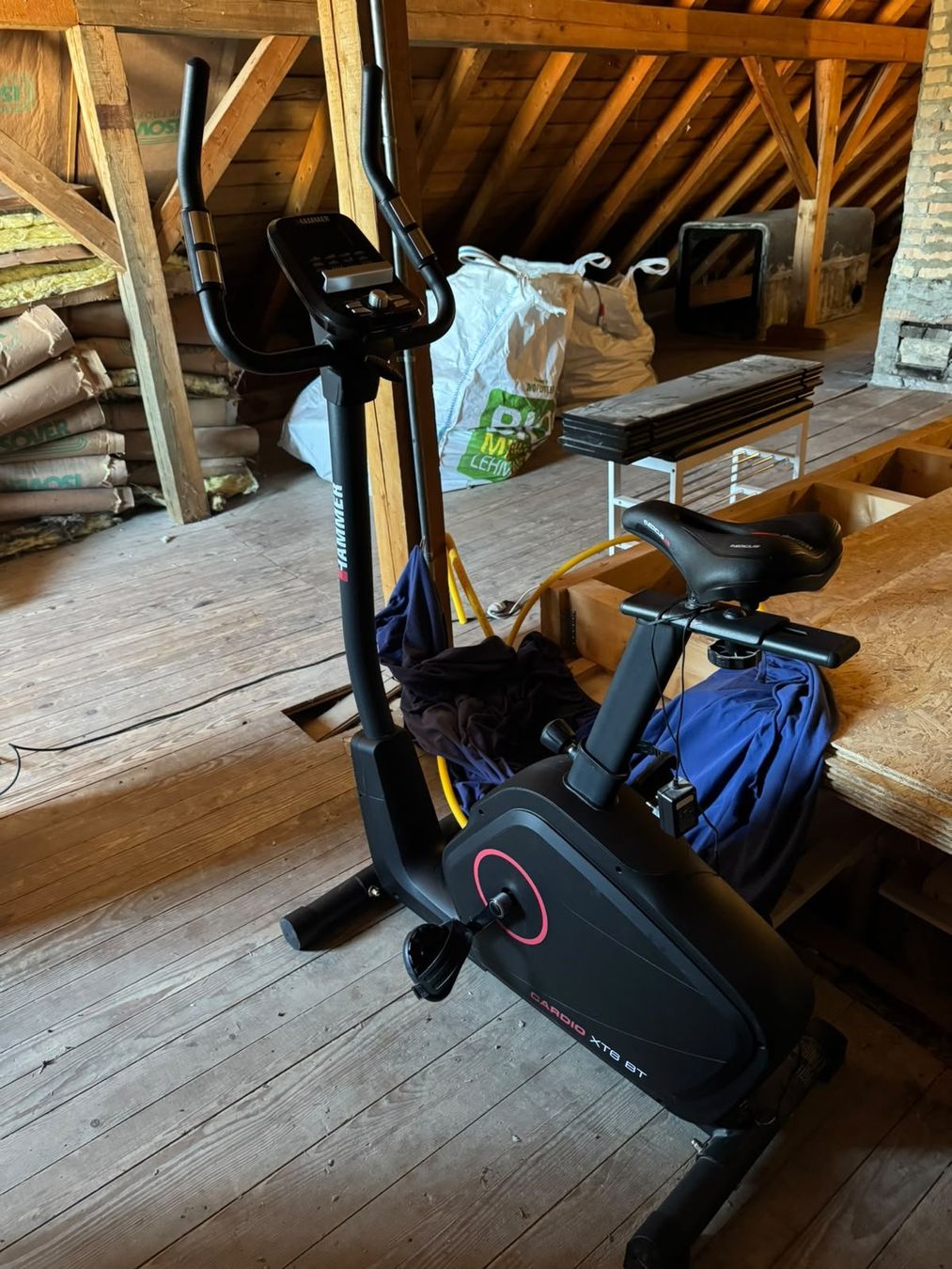 Vélos d'appartement: Hammer Ergometer Cardio XT6 BT – D'occasion à Dinhard par Rdnex
