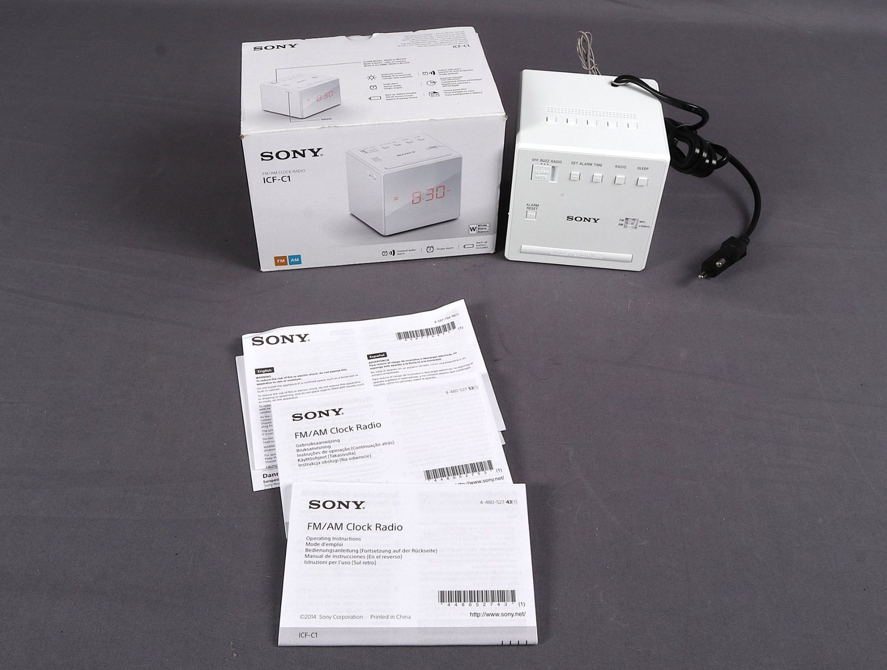 Sony Sveglie: SONY Clock Radio Icf-c1 – Nuovo (secondo la descrizione) da Steinen venduto da Restwert_Steinen
