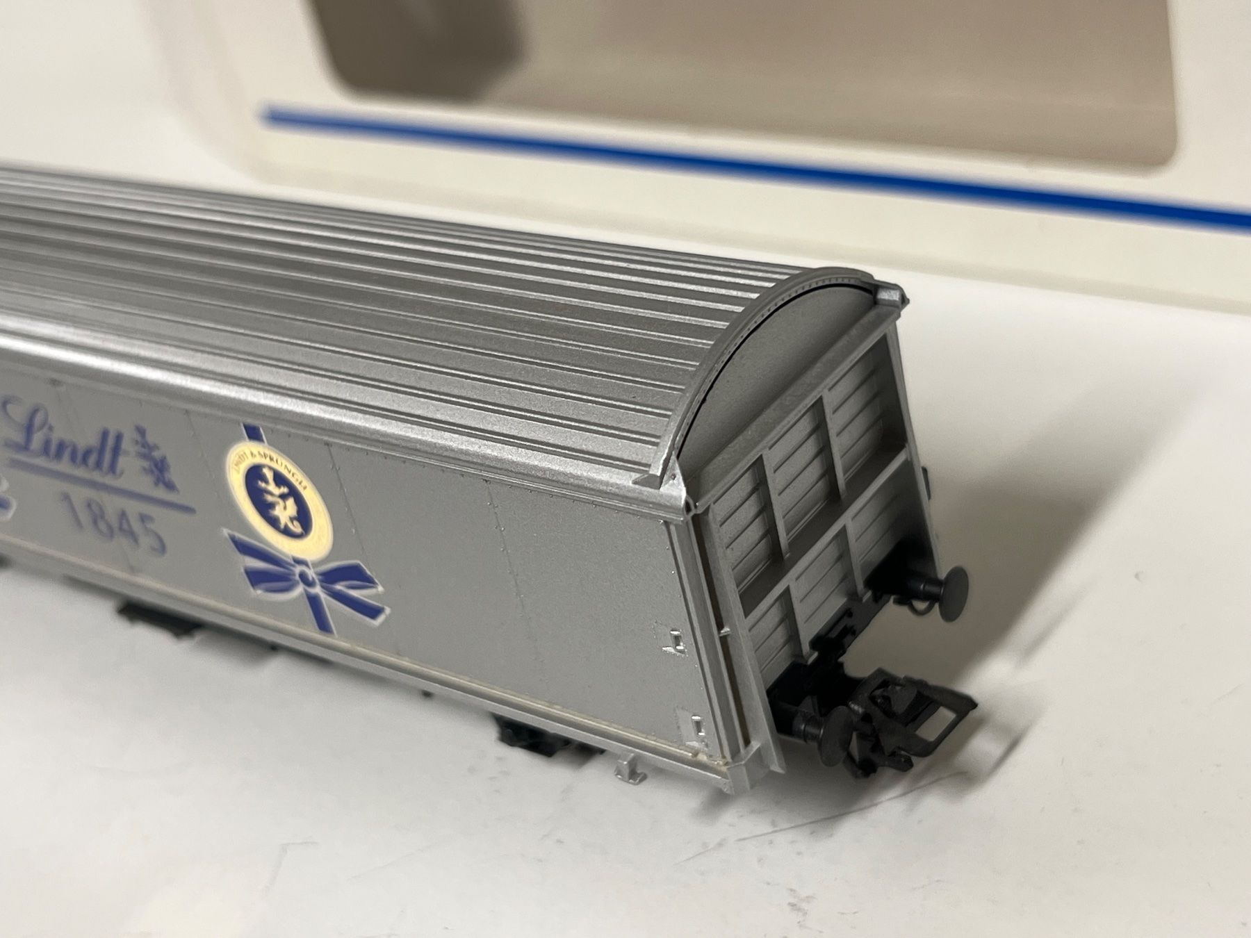 Märklin Modellini di ferrovie: Märklin MRKL84735-8 CFF WAG LINDT – Nuovo (secondo la descrizione) da Neuenhof venduto da ludovicco 3