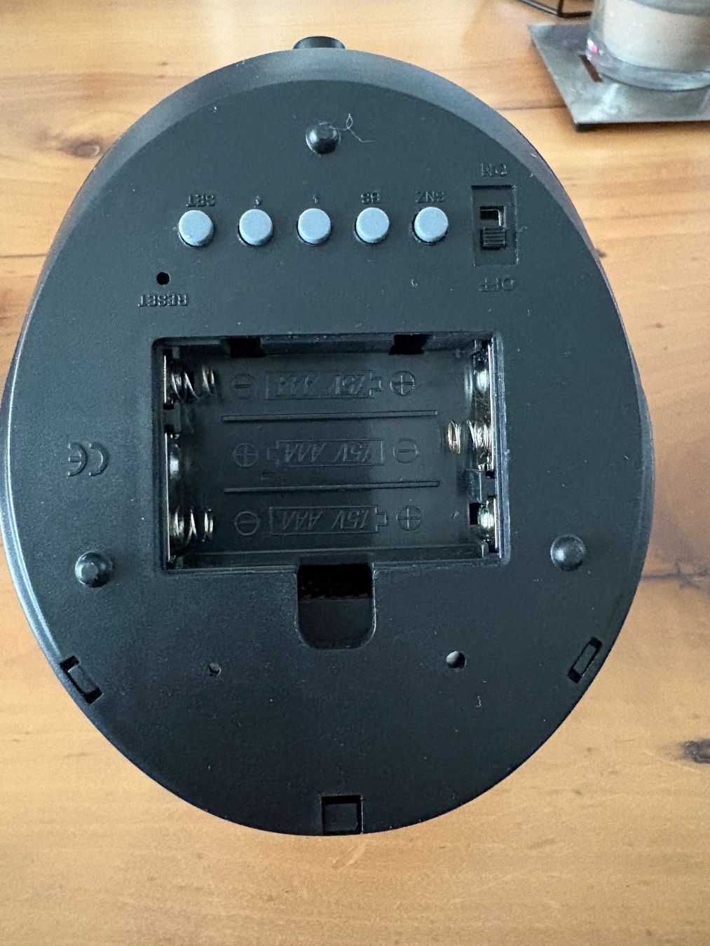 Sveglie: Réveil en forme de casque de moto – Usato da Lausanne venduto da reb_vpy7 2