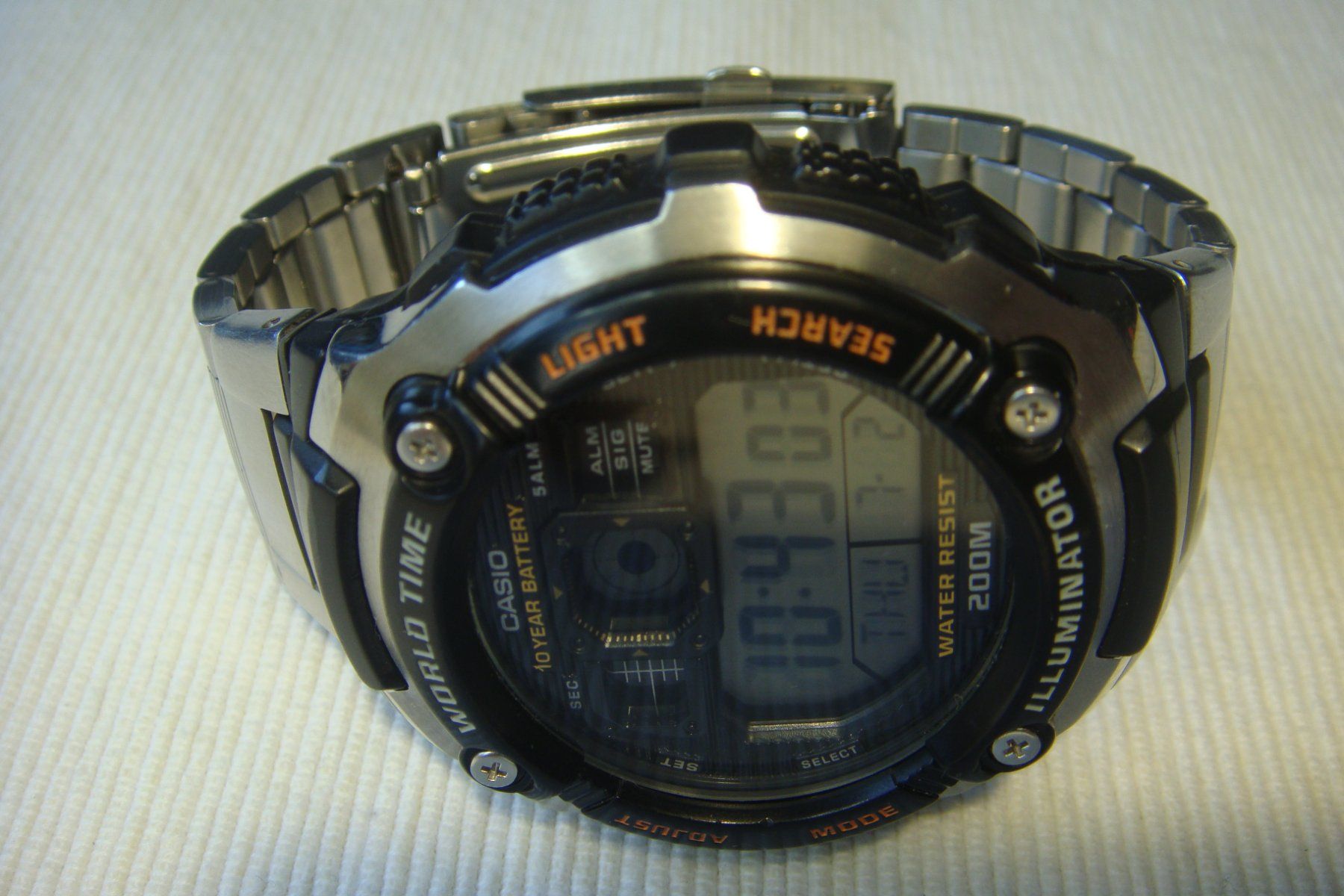Casio Uhren: Casio AE-2000W – Gebraucht aus Emmenbrücke von kuhn4951 4