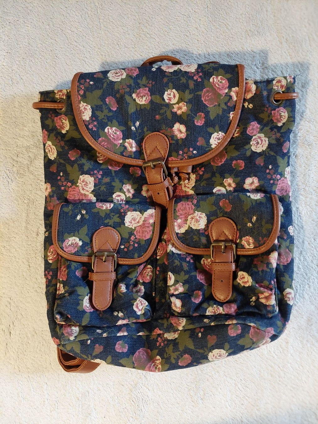Zaini: Rucksack mit Blumenmuster – Usato da Bauma venduto da selunchen