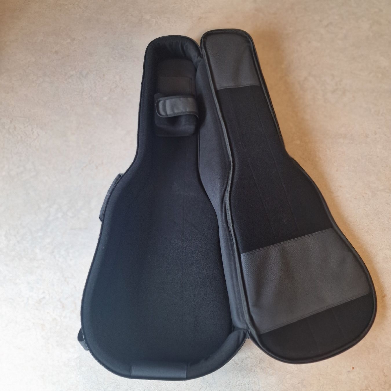 Musikinstrumente: Gitarre Cuenca Schwarz Matte – Gebraucht aus Zürich von Lelela 8