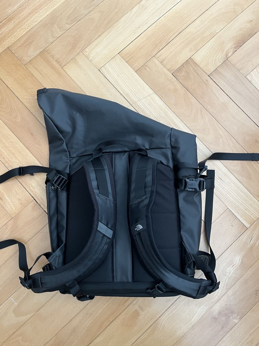 North Face Zaini: The North Face Backpack 23l – Usato da Zürich venduto da cat_rsn7 1