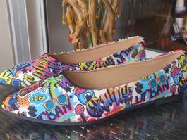 Ballerinas, Graffiti-Print, flat shoe, comic princess, hype