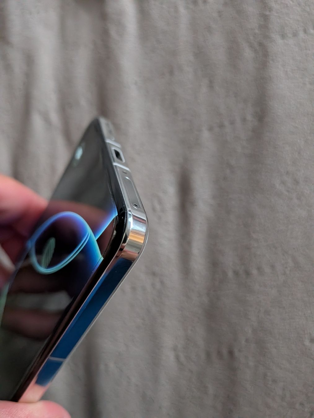 Téléphones: Oneplus 13 (derrier casse) – Défectueux à Delémont par man_gpn6 3