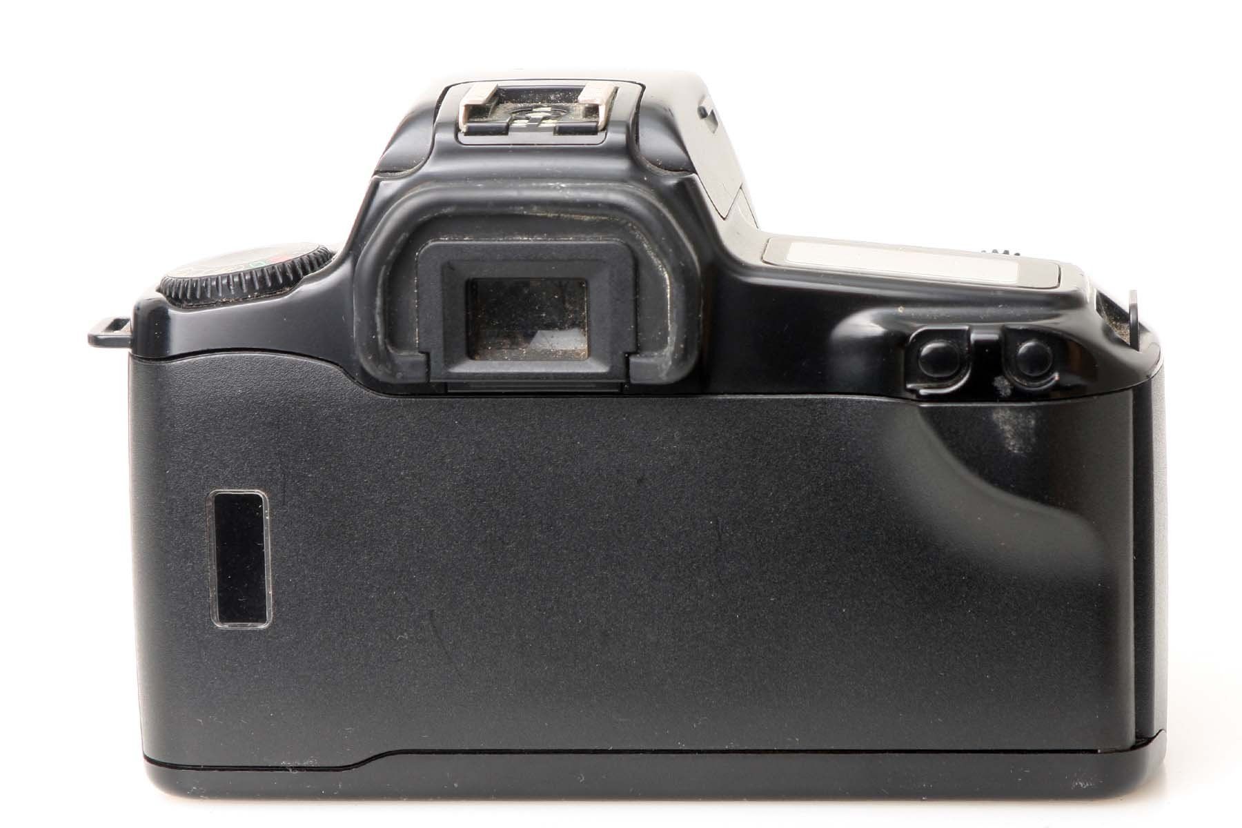 Canon Fotocamera: Canon EOS 1000F mit Obj. 35-80mm 1:4-5,6 – Usato da Jona venduto da Sandy31 4