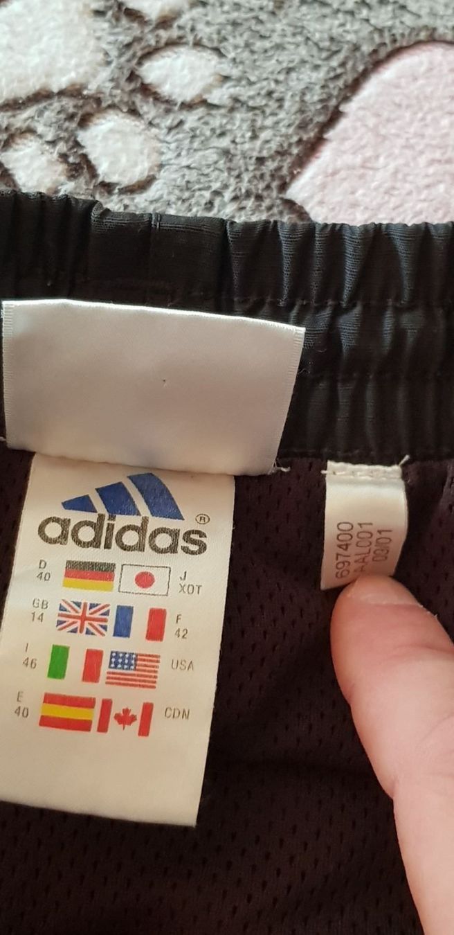 Leggings: Adidas Sporthosen Gr 40 – Usato da Morens FR venduto da Kiscica 5