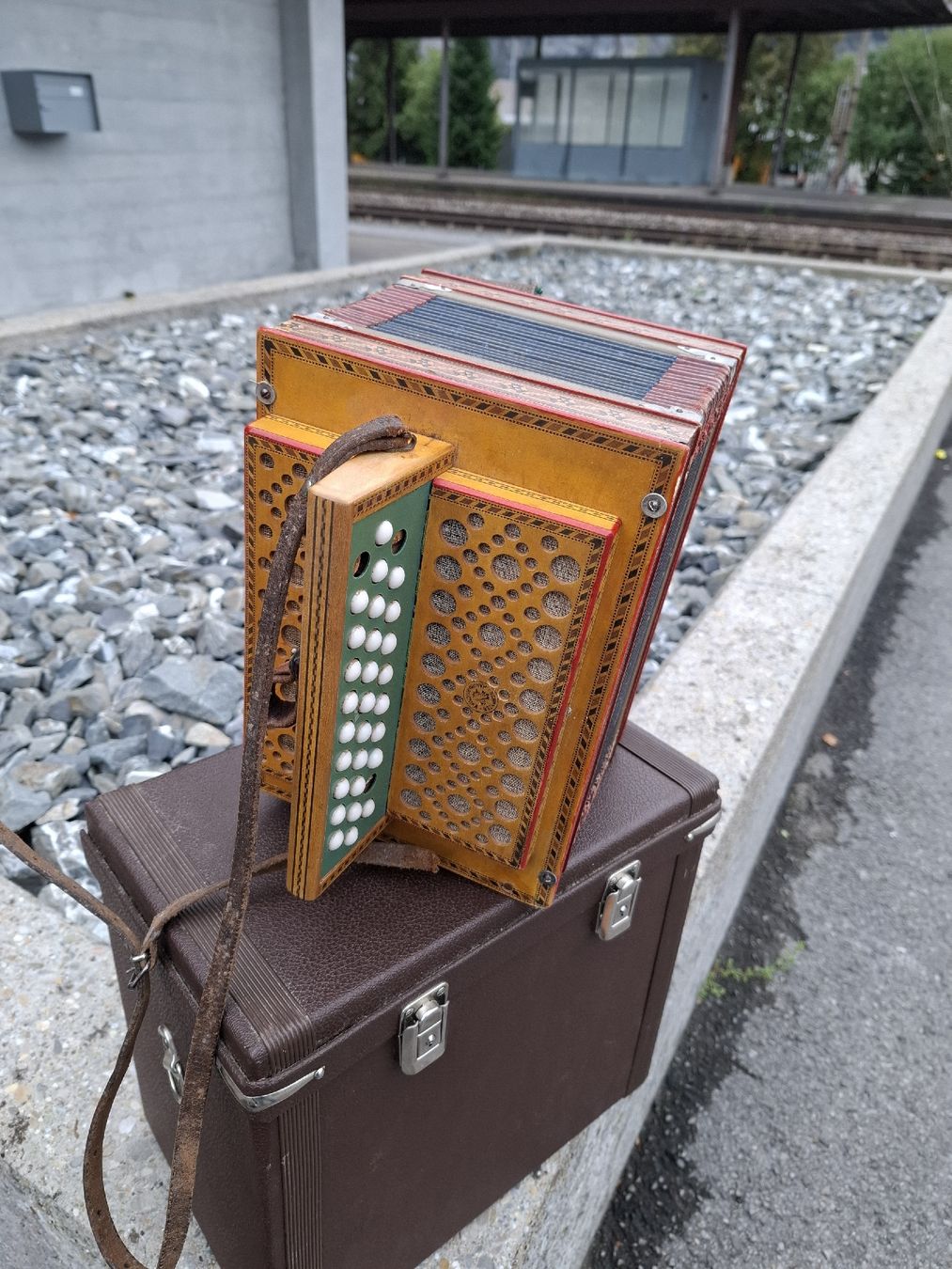Eichhorn Instruments de musique: Eichhorn orgeli – D'occasion à Villeneuve par BibiVintage 2