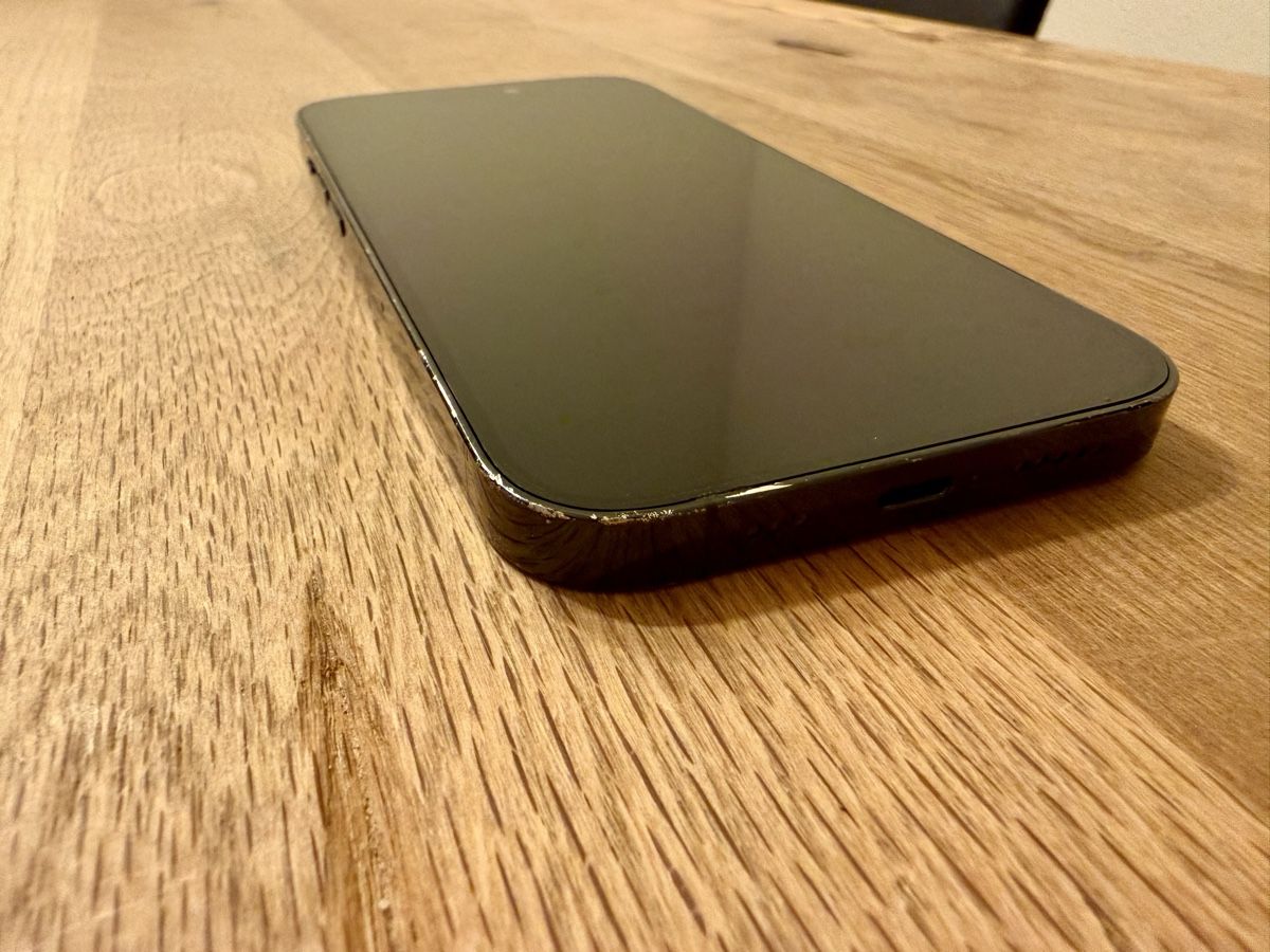Apple Telefoni cellulari / Smartphones: Apple iPhone 14 Pro schwarz 128GB – Nuovo (secondo la descrizione) da St. Gallen venduto da Lacsap88 4