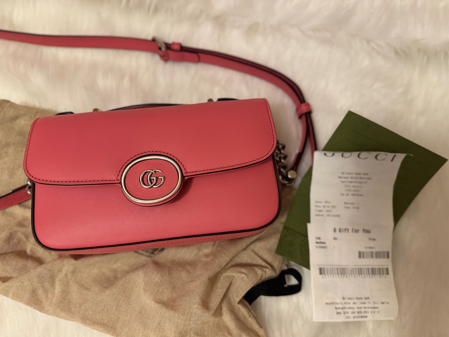Gucci Sacs femmes: Gucci  Umhängetasche - Rosa Leder Neu – Neuf avec emballage d'origine à Grossdietwil par RSW032
