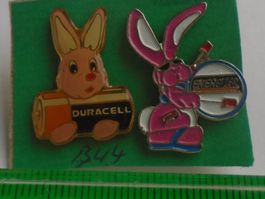 2 ver Batterien Pins (B44)