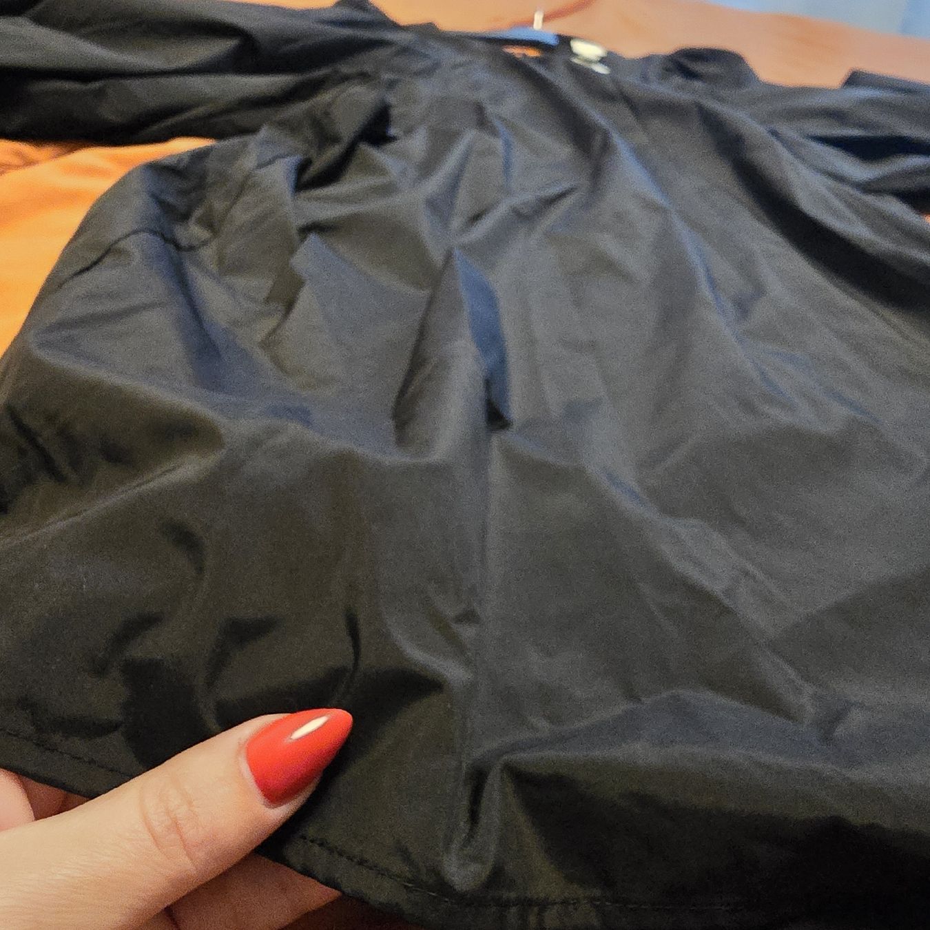 H&M Vestiti: Ein wunderschönes Kleid mit Flügelärmel – Nuovo e nell'imballaggio originale da Döttingen venduto da Mass-krisG 1