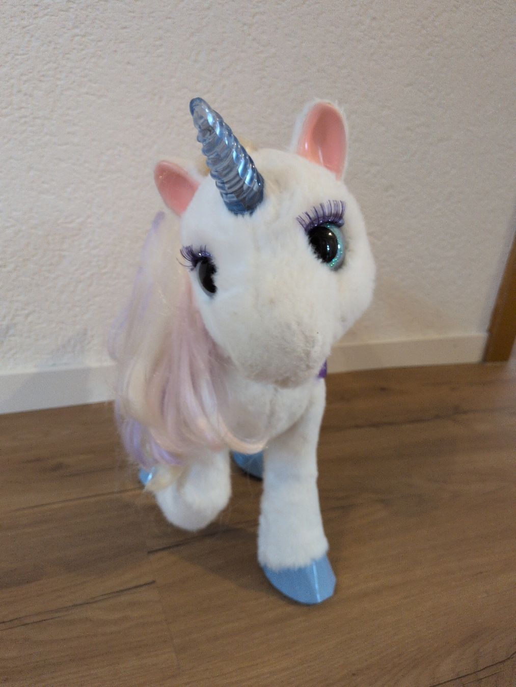 FurReal Giocattoli: FurReal Friends Einhorn – Usato da Glattfelden venduto da cke_8w9l 2